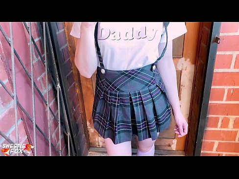 ❤️ Msichana wa shule Ananyonya Dick yake kwa kina na kutombana badala ya madarasa. kwa sw.kassa-standupbar.ru ️❤